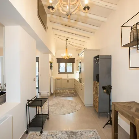 Villa Dolphin
