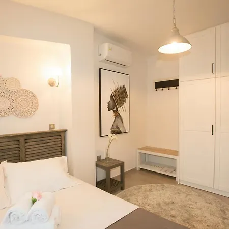 Dolphin Villa