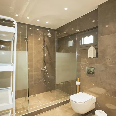 Dolphin וילה Peraía