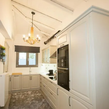 Villa Dolphin *